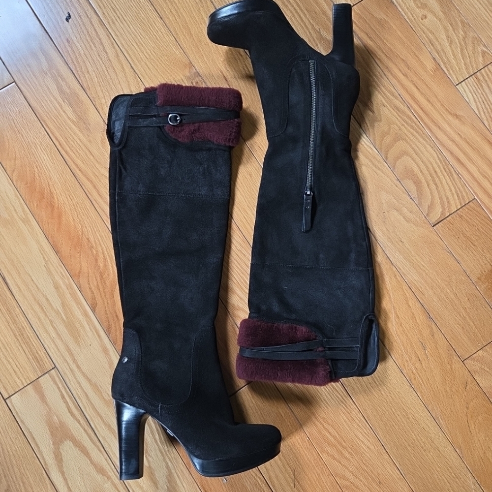 UGG Ophira black suede over-the-knee boots with a burgundy lamb fur cuff. - Picture 2 of 13